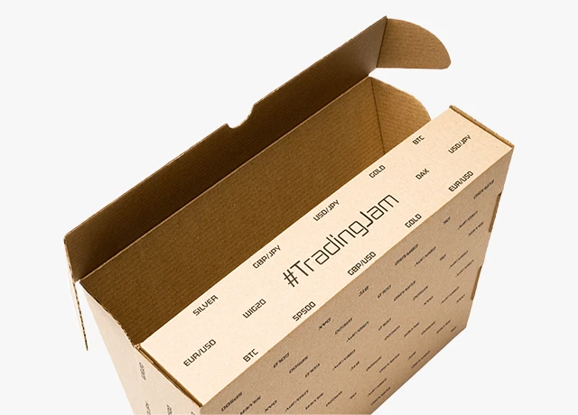 własny nadruk na kartonie wysyłkowym wywołuje emocje u klientów